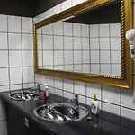 Boxhotel