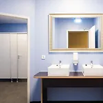 Boxhotel
