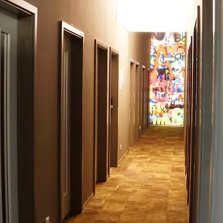 Boxhotel 2* הנובר