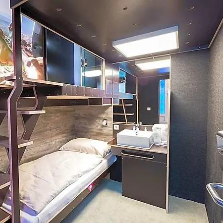 호텔 Boxhotel