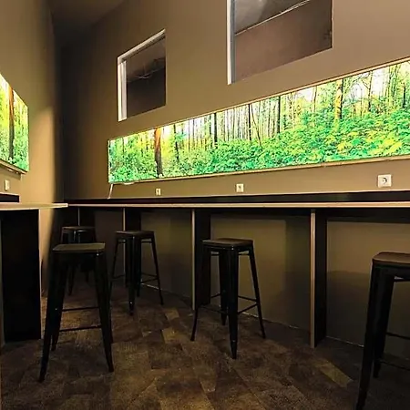 Boxhotel 호텔