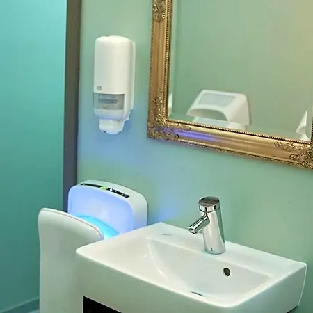 Boxhotel