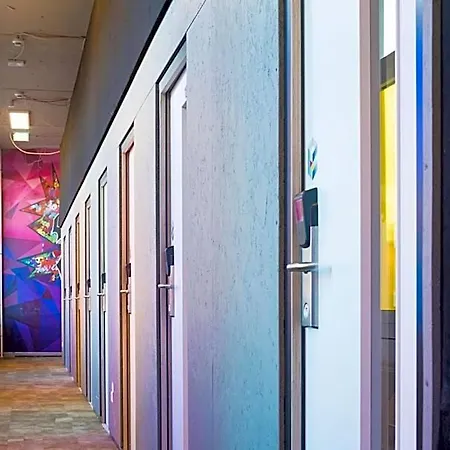 Boxhotel 호텔 2*