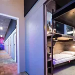 Boxhotel