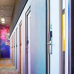 酒店 Boxhotel