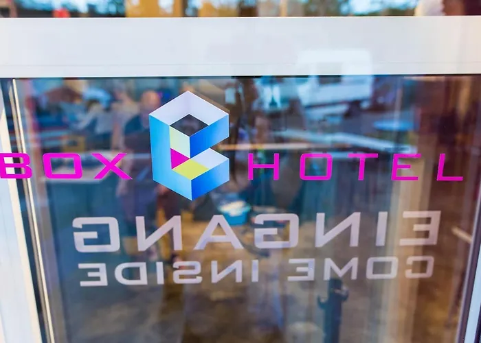 Boxhotel